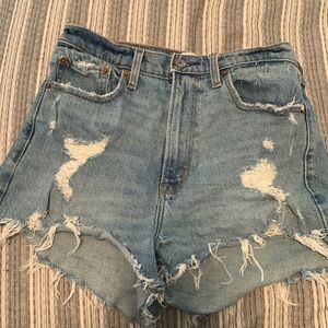 Abercrombie high-rise mom short